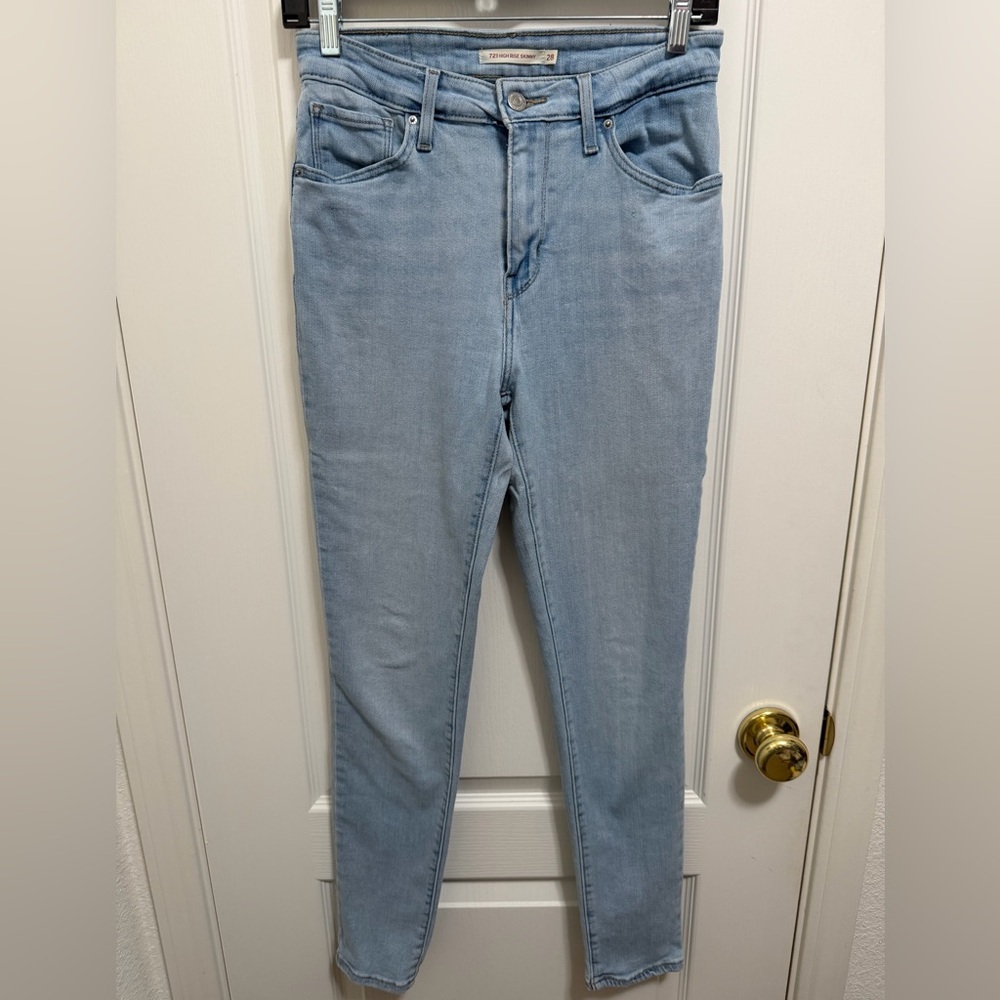 Levi's Women's High Rise Light Blue Jeans